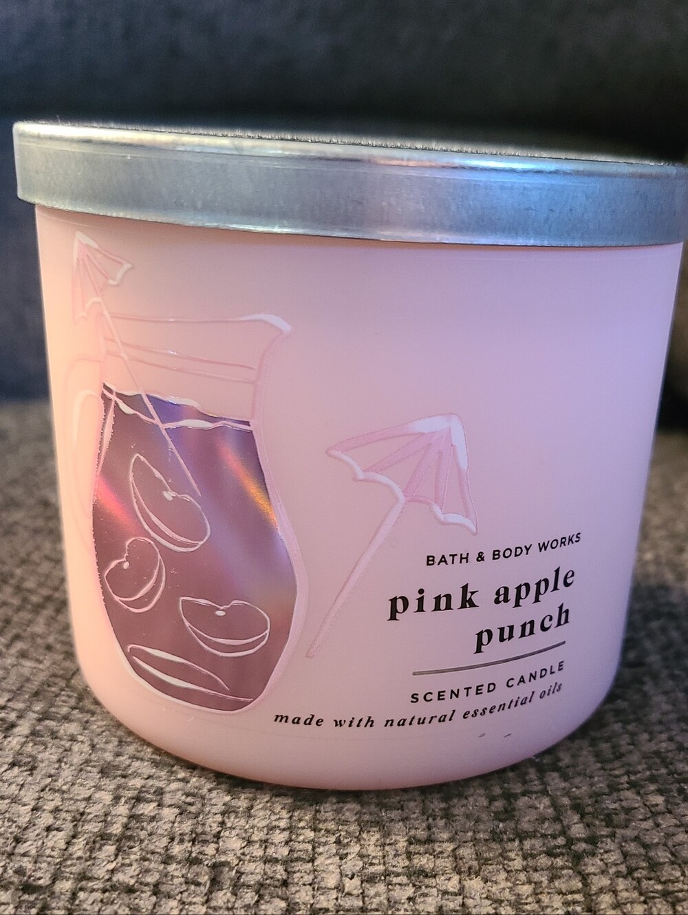 🐳 2/$40 Bath & Body Works Pink Apple Punch Candle